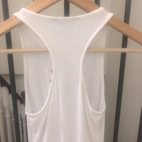 Guess White Bodysuit Criss Cross Keyhole Front - Picture 6 of 7